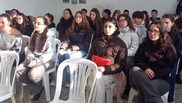 Το 2ο ΓΕΛ Λάρισας-Ιπποκράτης σε βιωματικό εργαστήρι μάθησης στο ΝΕΣΣΩΝ ECO VILLAGE