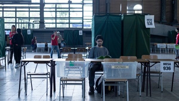 Εκλογές στη Χιλή – Οκτώ υποψήφιοι διεκδικούν τον προεδρικό θώκο