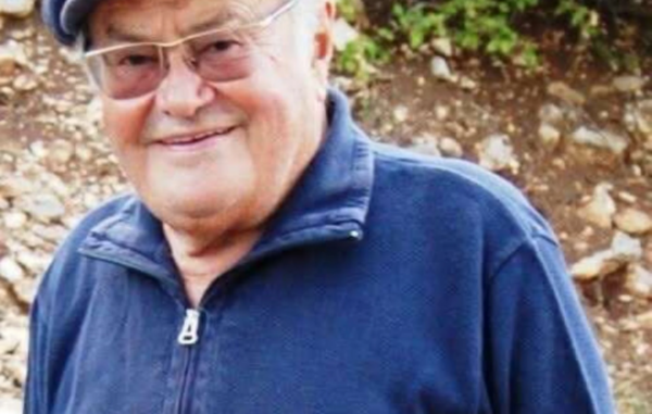 Νίκος Παπανικολάου: Η ιστορία του ιδρυτή της πρώτης τράπεζας σπέρματος που ήταν γιατρός της Αλίκης Βουγιουκλάκη