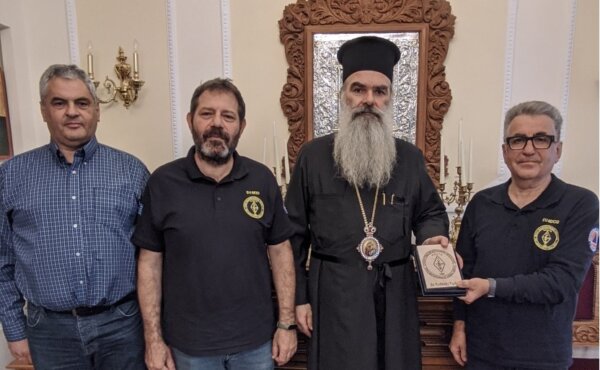 Στον Μητροπολίτη Ελασσόνας η Ένωση Ραδιοερασιτεχνών Θεσσαλίας