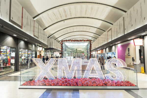 Παιδικά Χριστουγεννιάτικα Events στο Fashion City Outlet:  Easy Bake Live Cooking & Christmas Bubble Show!