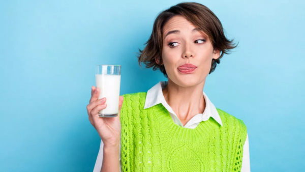 Το γάλα από αυτό το «ταπεινό» σποράκι έχει περισσότερο ασβέστιο από το αγελαδινό