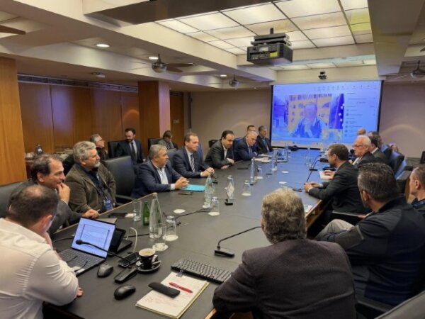 Τις μελέτες για το φράγμα και τη μετεγκατάσταση της Μεσοχώρας παρουσίασε η ΔΕΗ (φωτ.)