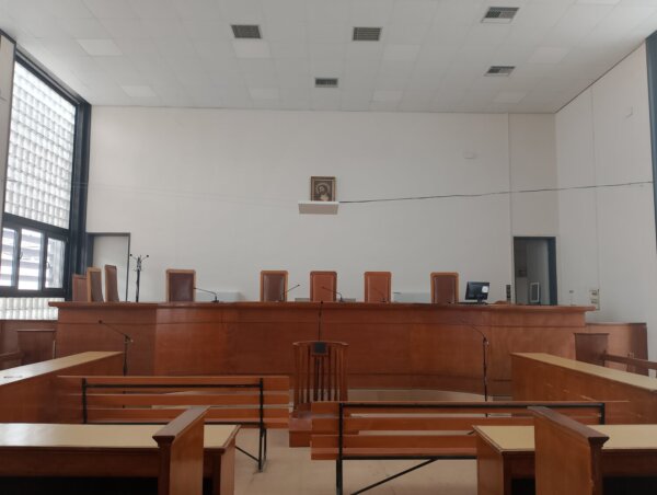 Τέμπη – Δίκη για τη διαχείριση του βιντεοληπτικού υλικού: «Ζητήσαμε τα βίντεο της εμπορικής για λόγους ισονομίας…»