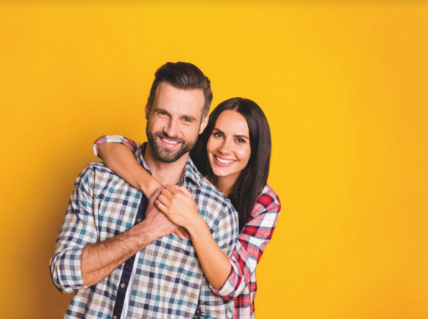 Όχι άλλο ψάξιμο: Το μυστικό των ειδικών για πιο δυνατά και πυκνά μαλλιά