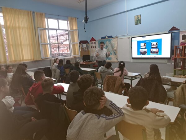 Ενημέρωση μαθητών 2ου και 3ου Δημοτικών Σχολείων Αμπελώνα για τον εθελοντισμό  και την κοινωνική προσφορά