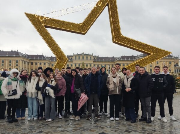 Το Γυμνάσιο Λ.Τ Βερδικούσας και το Γυμνάσιο Λ.Τ Λιβαδίου στο 10ο Ευρωπαϊκό Μαθητικό Συνέδριο στη Βιέννη