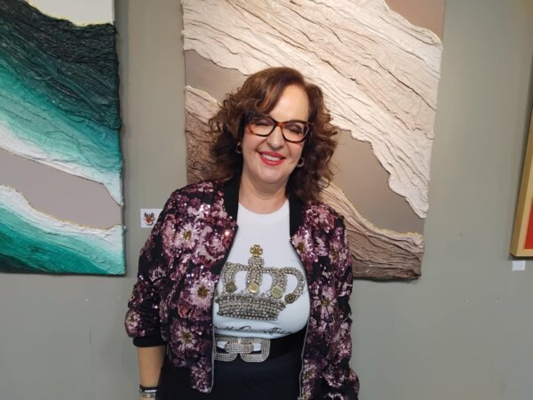 Fluid Art: Όταν η τέχνη γίνεται ροή και υφή στο Χατζηγιάννειο (φωτ.)