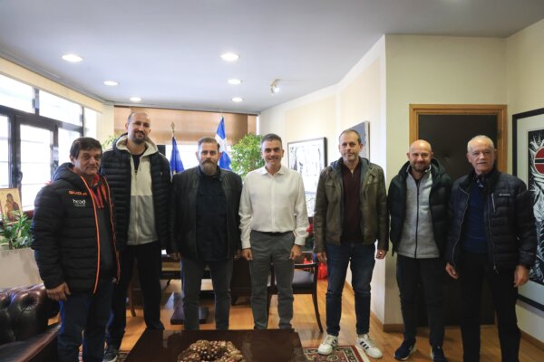 Θ. Μαμάκος: «Κοινωνικό δικαίωμα και πυλώνας συνοχής ο αθλητισμός» – Πρωτοβουλία για επανεξέταση κόστους χρήσης εγκαταστάσεων