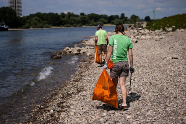 Νέα έρευνα της Greenpeace αποκαλύπτει τους ψευδείς ισχυρισμούς της βιομηχανίας πλαστικών για την ανακύκλωση των προϊόντων