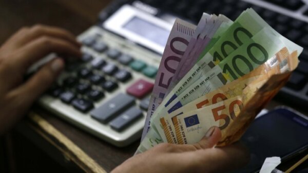 Ληξιπρόθεσμα χρέη: Αναβάλλεται η δημοσιοποίηση της λίστας με τα ονόματα των μεγαλοοφειλετών – Ο λόγος