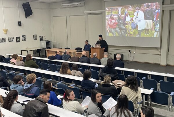 Ταξίδι προσφοράς και αλληλεγγύης από την «Εξωτερική Αποστολή» – Έως την Κυριακή το Χριστουγεννιάτικο Μπαζάρ (φωτ. & βίντεο)