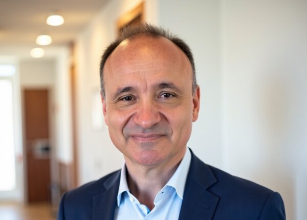 Δημήτρης Μπόγδανος – Αυτοάνοσα νοσήματα: Μια σύγχρονη επιδημία που «προτιμά» τις γυναίκες