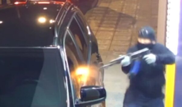 Εκτελεστής – μέλος της «ρωσόφωνης μαφίας» ο 35χρονος που συνελήφθη στα Καλύβια