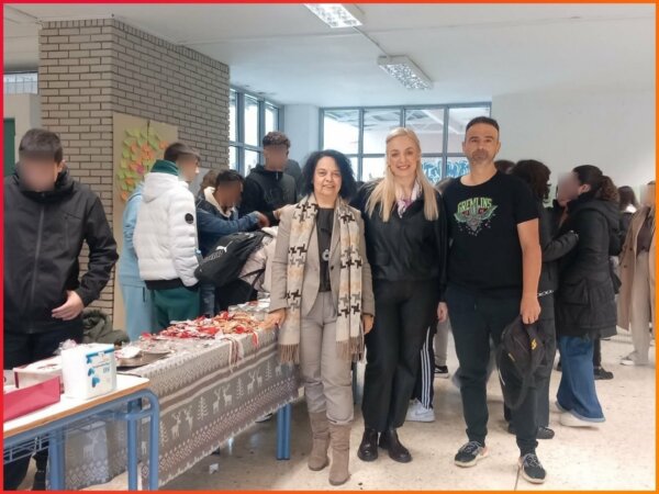Επιτυχημένο το σχολικό bazaar στο 2ο Γυμνάσιο Φαρσάλων