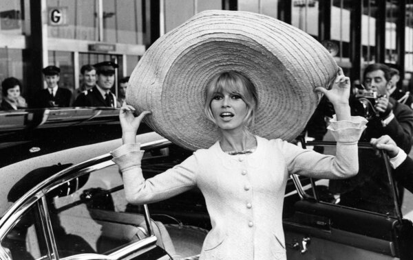 Γαλλία: Πέθανε η ηθοποιός Μπριζίτ Μπαρντό