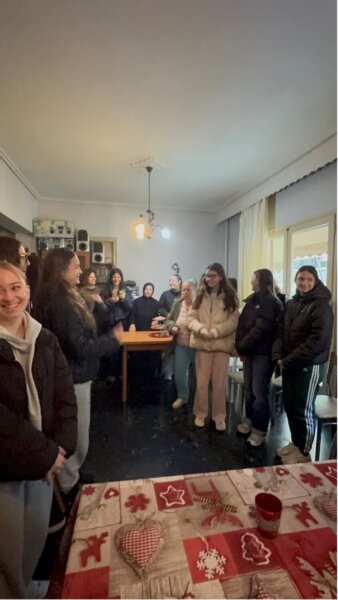 Δράσεις αγάπης και αλληλεγγύης από τους μαθητές του 4ου ΓΕΛ Λάρισας