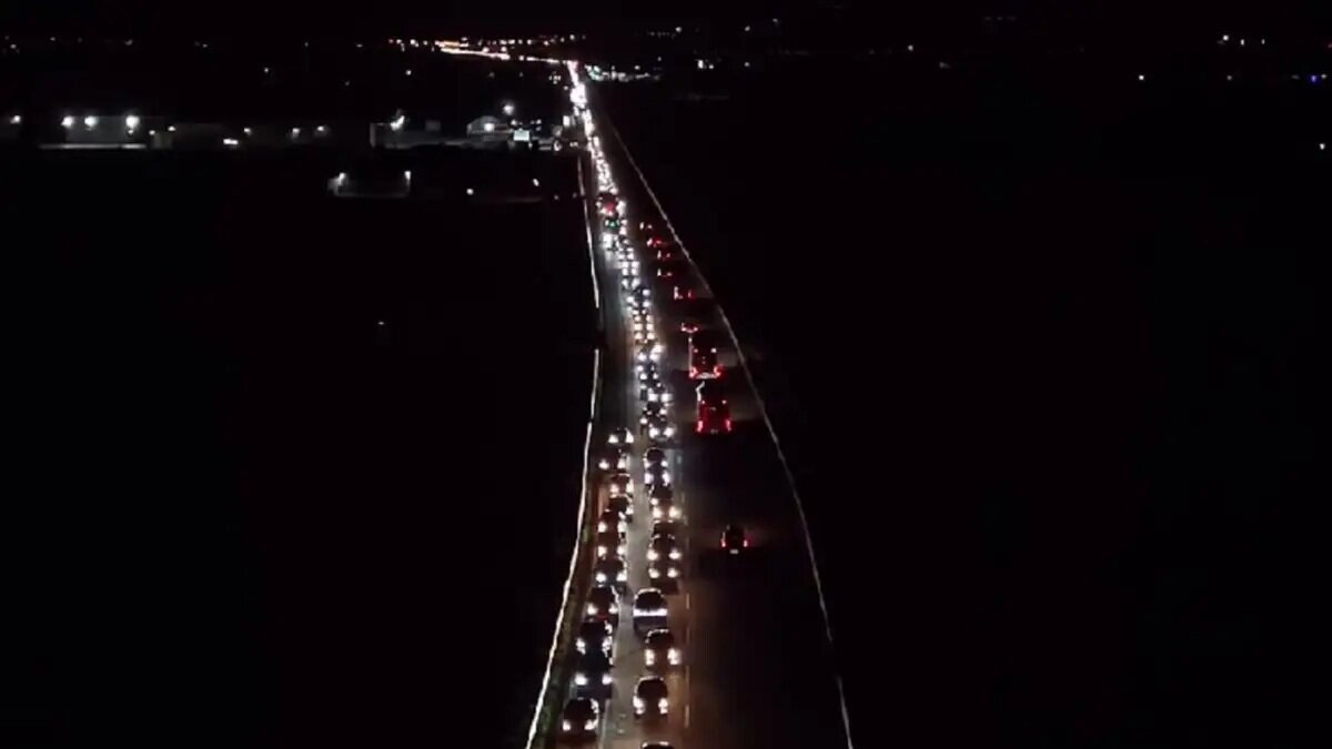 Ουρές χιλιομέτρων στην Εθνική Οδό / OrangePress