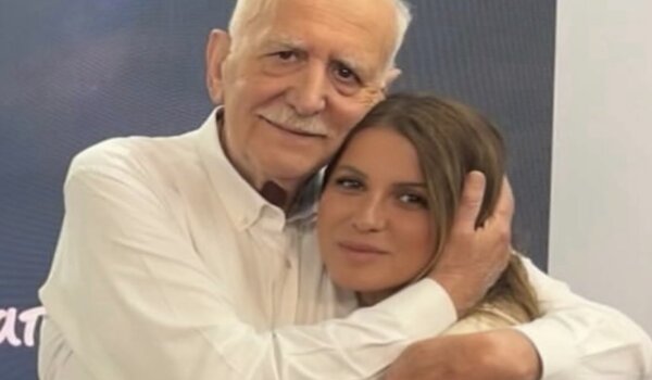 Το συγκινητικό «αντίο» Ελασσονίτισσας στον Γιώργο Παπαδάκη: «Δεν το πιστεύω! 9 χρόνια αγάπης, εκτίμησης και άψογης συνεργασίας»