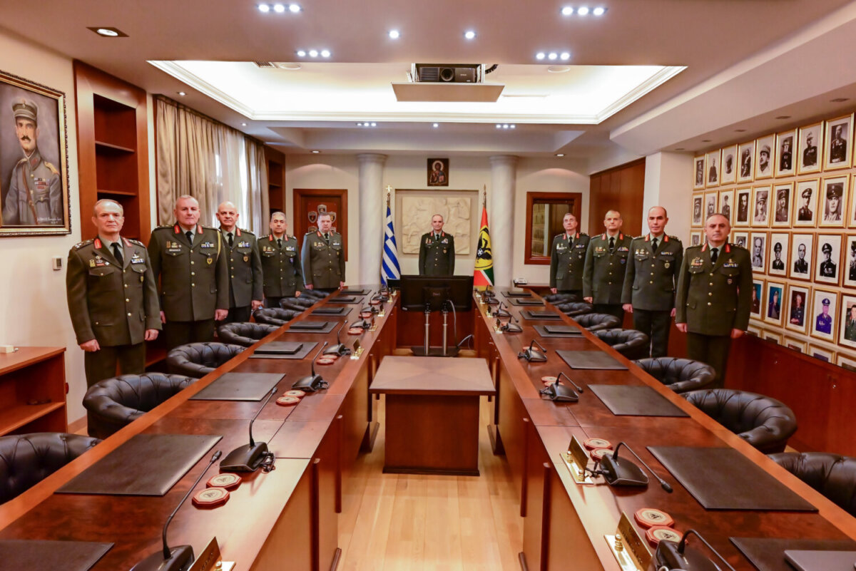 (ΓΡΑΦΕΙΟ ΤΥΠΟΥ ΓΕNΙΚΟΥ ΕΠΙΤΕΛΕΙΟΥ ΣΤΡΑΤΟΥ/EUROKINISSI)