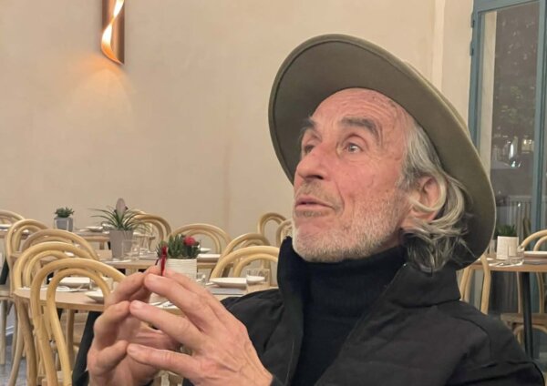 Με τον θρυλικό Μάκη Ντούμα…