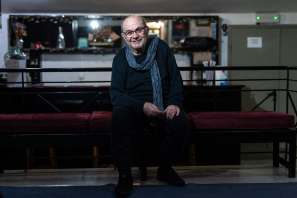 Ο Κώστας Τσιάνος αποκλειστικά στη larissanet – «Θαύμα στην επαρχία»: Μισός αιώνας Θεσσαλικό Θέατρο (φωτ. & βίντεο)