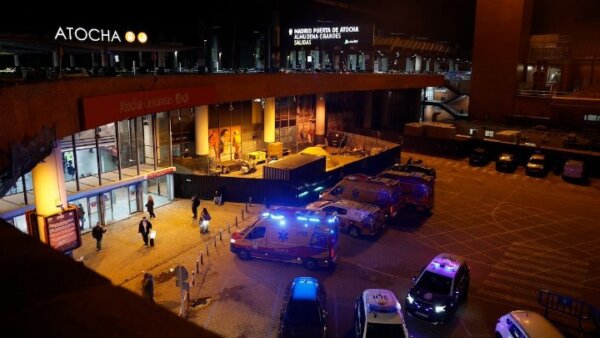 Τραγωδία στην Ισπανία: Τουλάχιστον 21 νεκροί, δεκάδες τραυματίες μετά τον εκτροχιασμό δύο τρένων υψηλής ταχύτητας