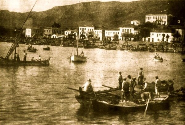 Ποιος θυμάται την ηρωίδα της Σκιάθου που ρίσκαρε τη ζωή της, προδόθηκε, βασανίστηκε, τιμήθηκε από ξένους και πέθανε πάμπτωχη και ξεχασμένη;