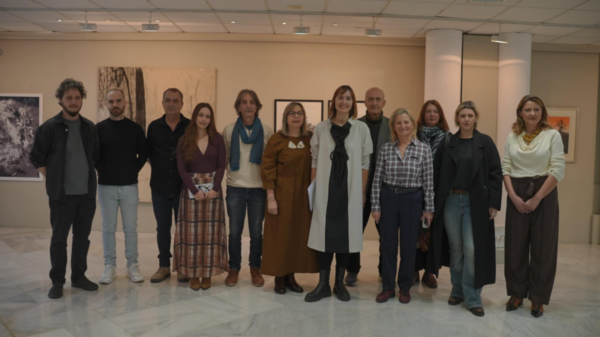 Μαριάννα Καλτσά: «Οι “Μικρές ιστορήσεις” ως αντίβαρο στον καταιγισμό της εποχής»