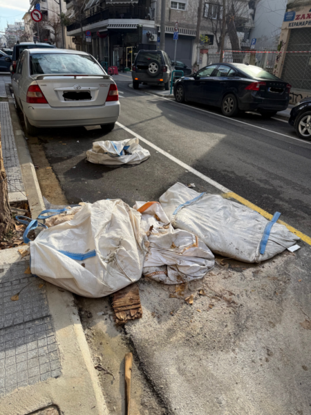 Λάρισα: Το έργο παραδόθηκε εδώ και δύο μήνες… Δείτε τι έμεινε πίσω (φωτ.)