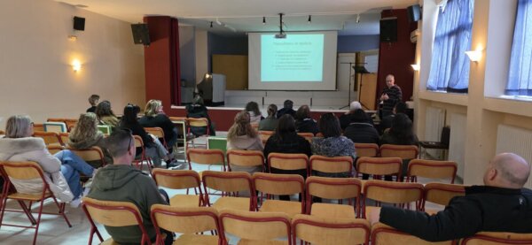 Ενημερωτική δράση για γονείς στο Γυμνάσιο Αμπελώνα