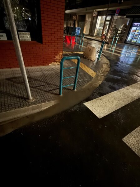 Λάρισα «Η απόλυτη κακοτεχνία…» – Όσα αναφέρει συμπολίτης (φωτ.)