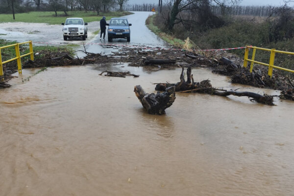 Άνοιξε ο δρόμος Ποταμιά – Αγιά (φωτ.)