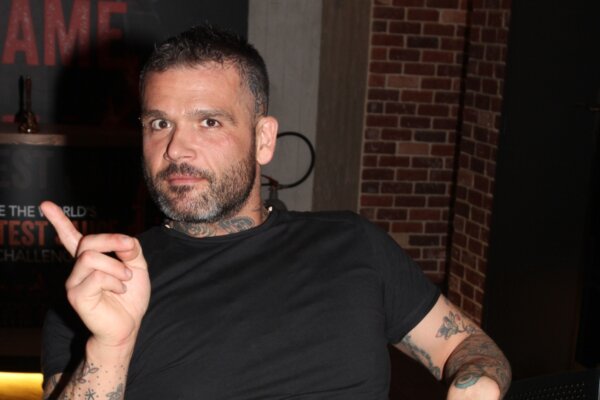 13 Έλληνες και ξένοι διάσημοι που τους «πέθαναν» στο Internet