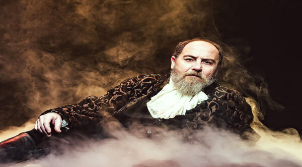 Στάθης Κόκκορης: «Το Θέατρο είναι πολιτικό και κοινωνικό γεγονός από τη φύση του…»