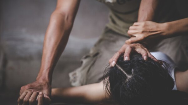 Βόλος: Άγριος ξυλοδαρμός 42χρονης από τον σύζυγό της- Με τραύματα στο Νοσοκομείο