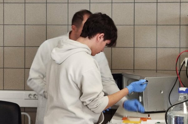 Το ΓΕΛ Τυρνάβου στο Τμήμα Βιοχημείας και Βιοτεχνολογίας του Πανεπιστημίου Θεσσαλίας