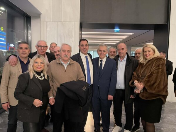 Λαρισαίοι στην εκδήλωση για την κοπή πίτας της Γραμματείας Οργανωτικού Νέας Δημοκρατίας (φωτ.)