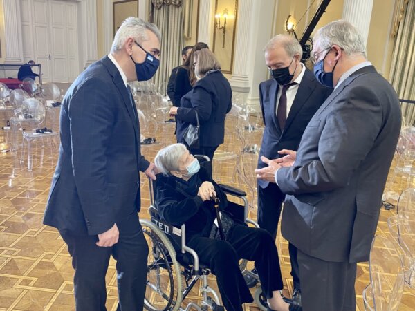 Μ. Χαρακόπουλος για εκδημία Ελένης Γλύκατζη-Αρβελέρ: Αποχαιρετούμε την Οικουμενική Ελληνίδα που ανέδειξε τον ένδοξό μας βυζαντινισμό