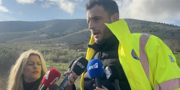 Δ. Τυρνάβου: Ισχυροί άνεμοι – Σύσταση περιορισμού μετακινήσεων και λήψης μέτρων προστασίας – Τί ισχύει για τα σχολεία