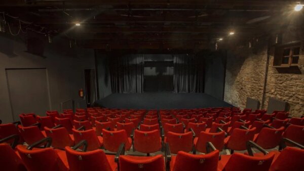 Η παιδικότητα στο θέατρο: Η πρώτη φρέσκια ματιά