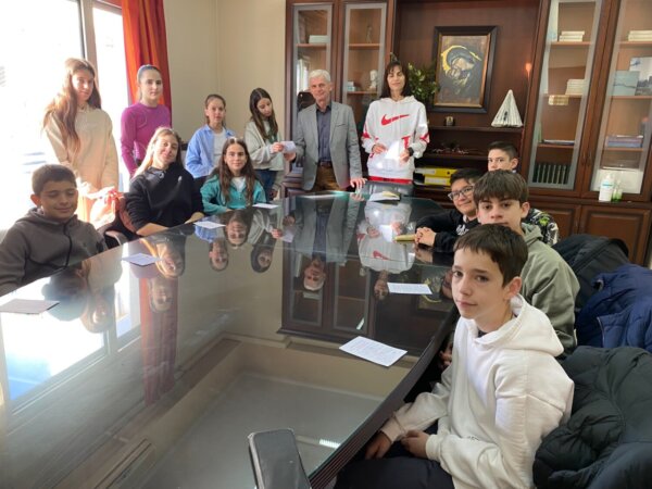 Στη Δ.Δ.Ε. Λάρισας μαθητές του Πρότυπου Γυμνασίου Λάρισας