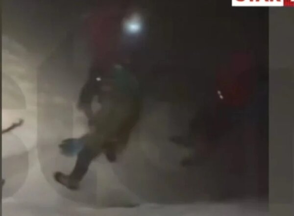 Παρνασσός: Βίντεο από τη διάσωση των ορειβατών που εγκλωβίστηκαν στην περιοχή Γεροντόβραχος – Τα πρώτα λόγια τους