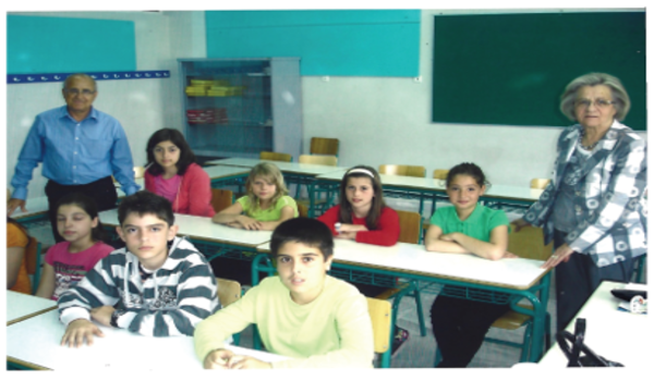 Από τα εγκαίνια της Κυπριακής Παιδικής Βιβλιοθήκης στο 23ο Δημοτικό Σχολείο Λάρισας τον Μάιο του 2010