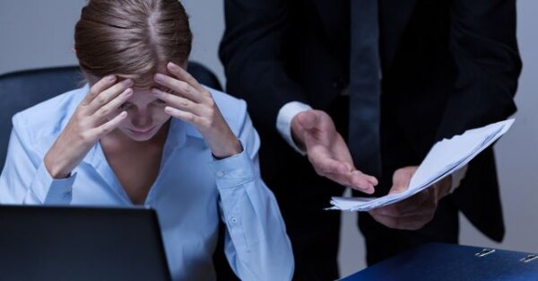 Αθώα 29χρονη στον Βόλο: Την μήνυσε ο πρώην εργοδότης της μετά από καταγγελία για παρενόχληση