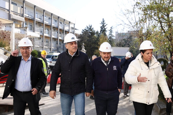 Ξεκίνησαν οι εργασίες για τη συνδετήρια πτέρυγα 115 κλινών του ΓΝΛ – Αυτοψία Δημ. Κουρέτα (φωτ.)