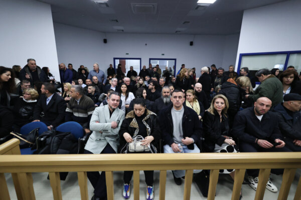 Μετά το φιάσκο (ή τη μεθόδευση;) έρχεται το κρας τεστ