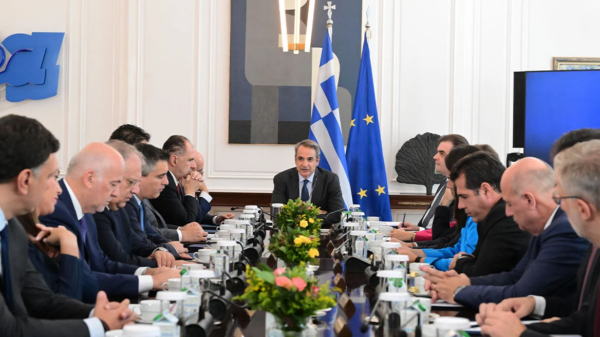 Συνεδριάζει την Πέμπτη το υπουργικό συμβούλιο, κεντρικό θέμα η αύξηση του κατώτατου μισθού