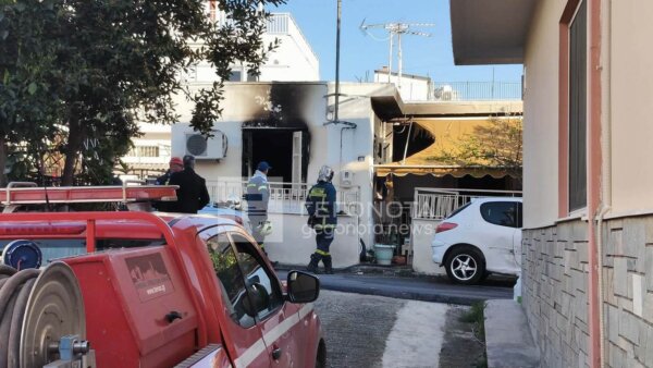 Βόλος: Με εγκαύματα στο κεφάλι νοσηλεύεται ο 39χρονος που είδε μητέρα και γιαγιά να καίγονται ζωντανές