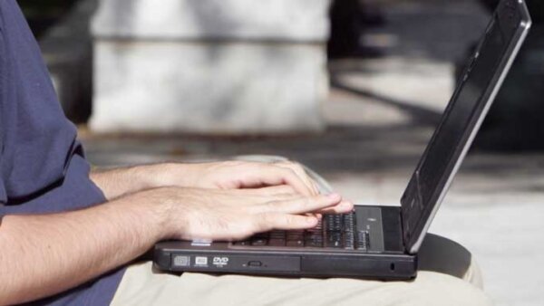 Πώς το ψηφιακό μάρκετινγκ γίνεται πλεονέκτημα για ομάδες που εργάζονται χωρίς σύνορα